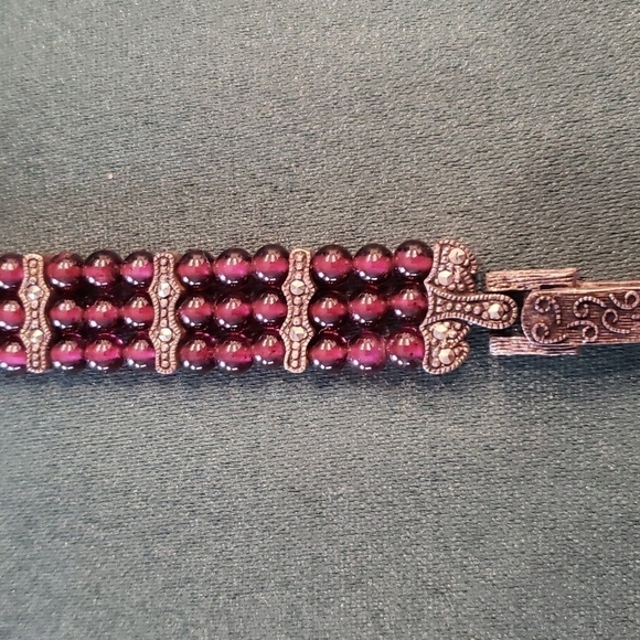 Victorian Garnet And Rhinestone watch Bohemian And Vintage Style - Picture 4 of 7